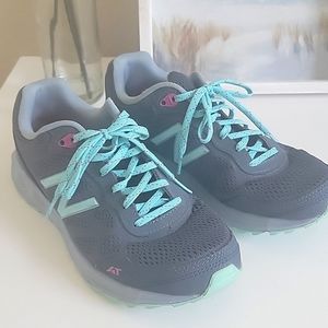 New Balance 512 sneakers 8.5M